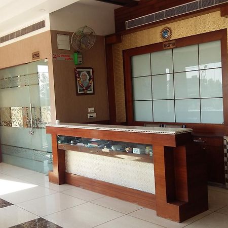 Hotel D2M Mansa Exterior photo
